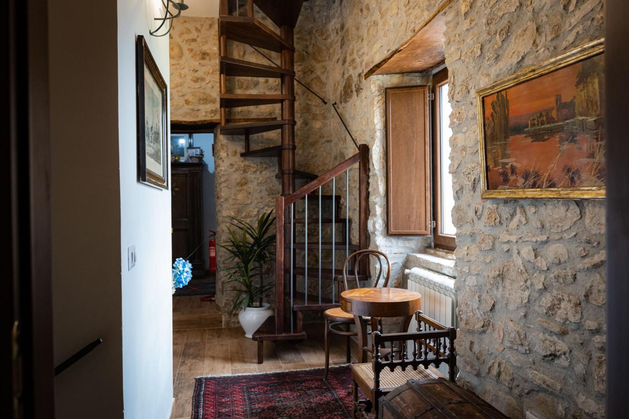 Hostal Country Relais La Torretta Baronale San Giorgio del Sannio Exterior foto