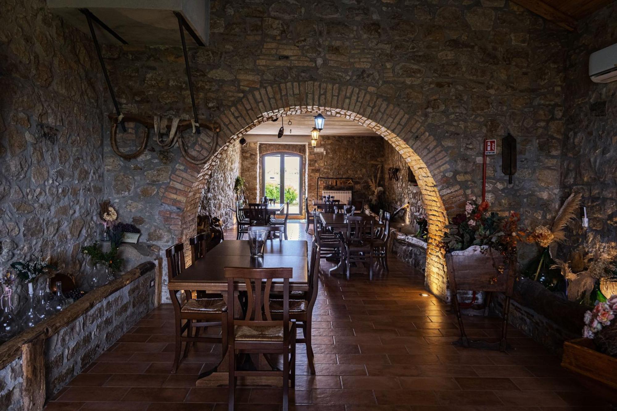 Hostal Country Relais La Torretta Baronale San Giorgio del Sannio Exterior foto