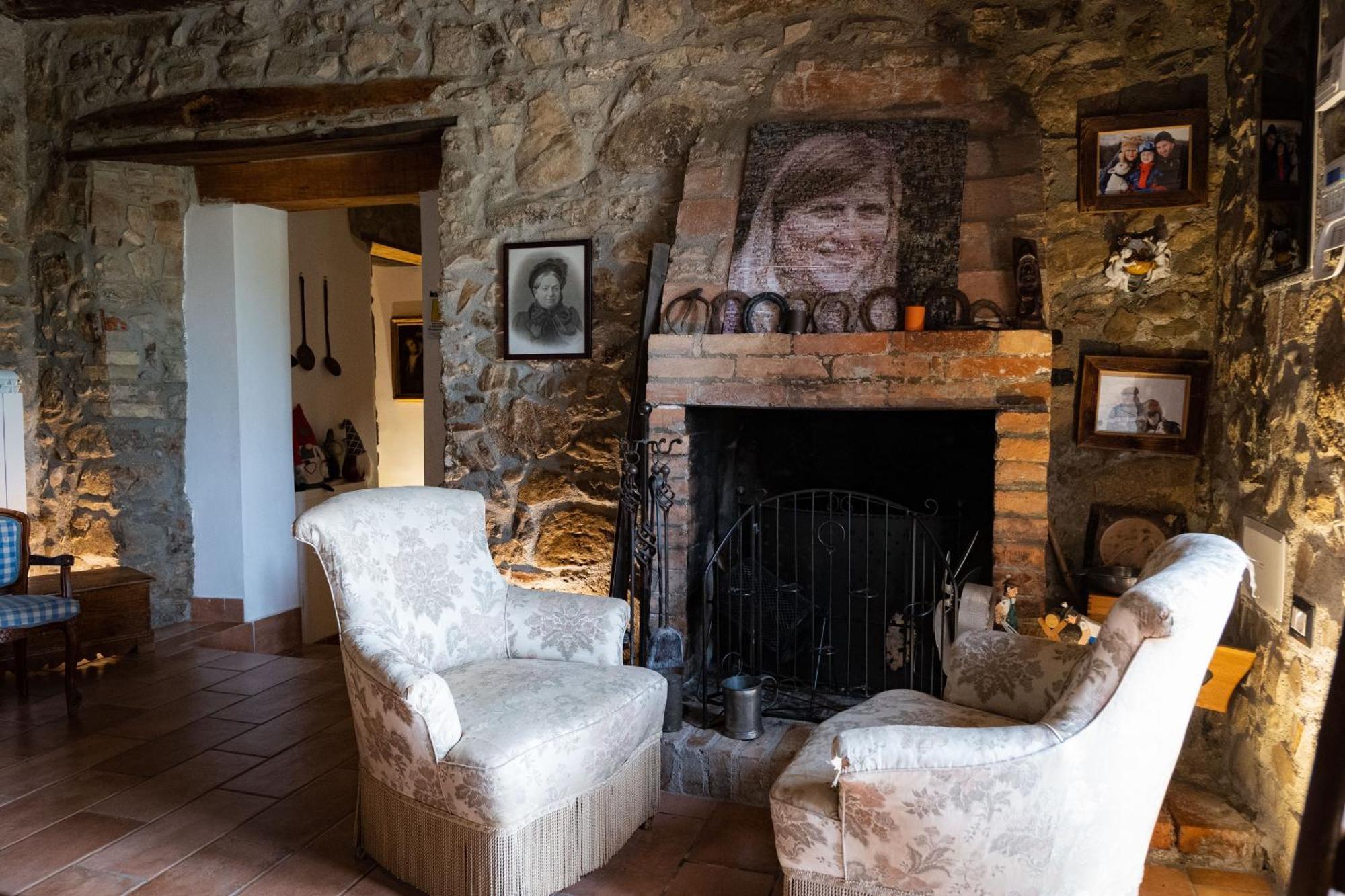 Hostal Country Relais La Torretta Baronale San Giorgio del Sannio Exterior foto