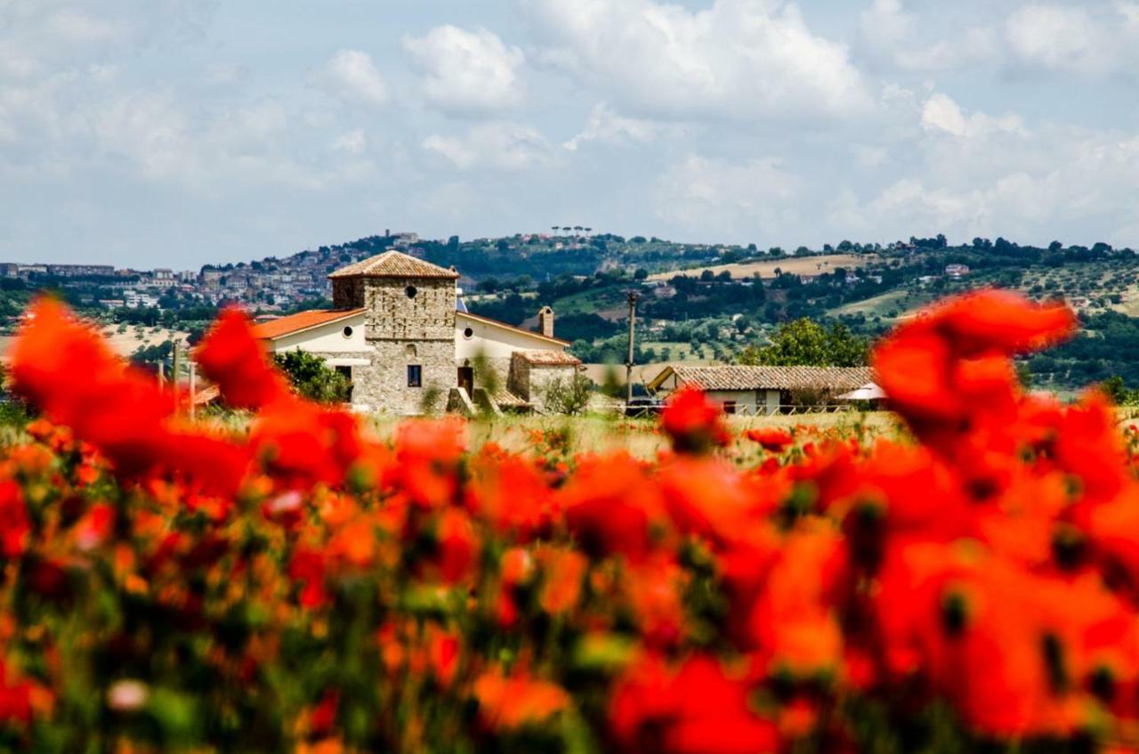 Hostal Country Relais La Torretta Baronale San Giorgio del Sannio Exterior foto