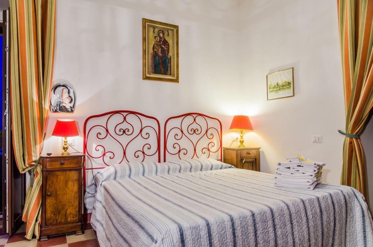Hostal Country Relais La Torretta Baronale San Giorgio del Sannio Exterior foto