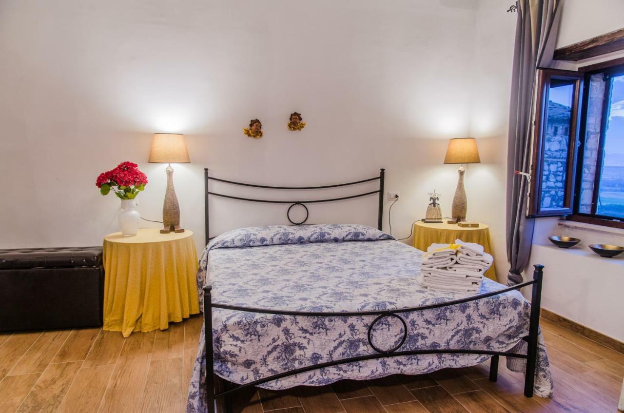 Hostal Country Relais La Torretta Baronale San Giorgio del Sannio Exterior foto